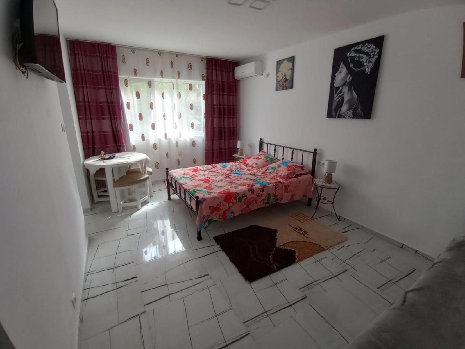 Apartament Timeea באיילה הרקולנדה מראה חיצוני תמונה